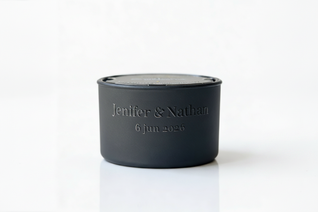Black candle in matt glass with engraved text 
